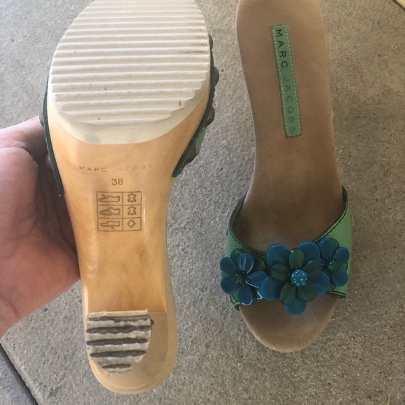 Marc Jacobs Light Green & Turquoise Flower Heel - Picture 5 of 7